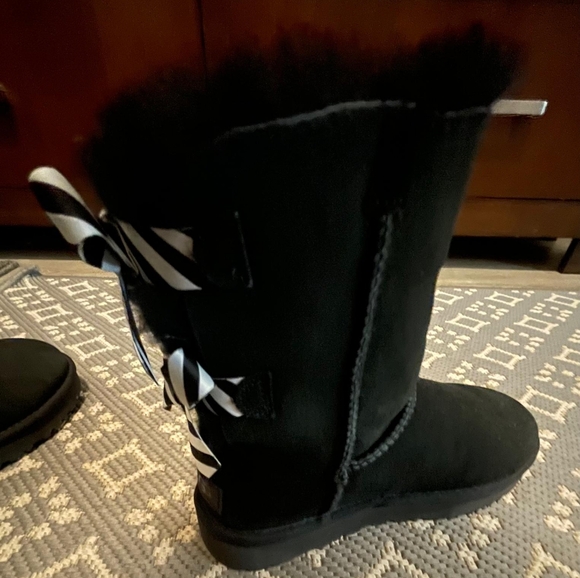 Black Ugg Boots - Picture 8 of 12